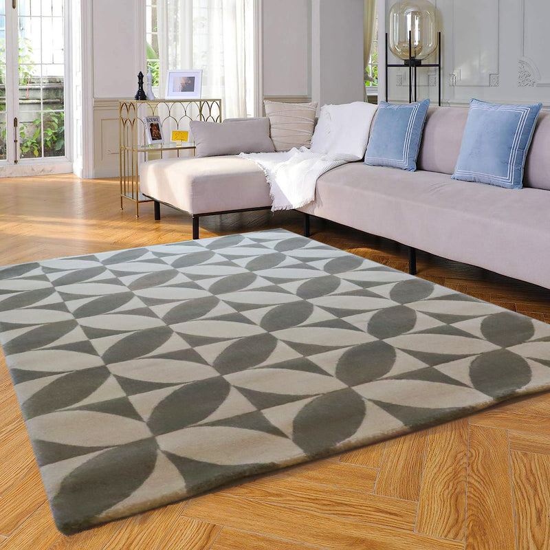 Kaleidescope-Large Modern Rug with Cream and Grey Geometric Patterns