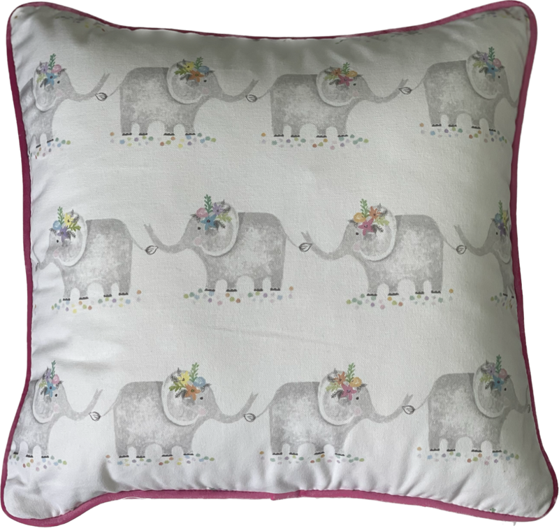 Elephant Parade Cushion/Pillow, White. 45x45cm (CSHN07)