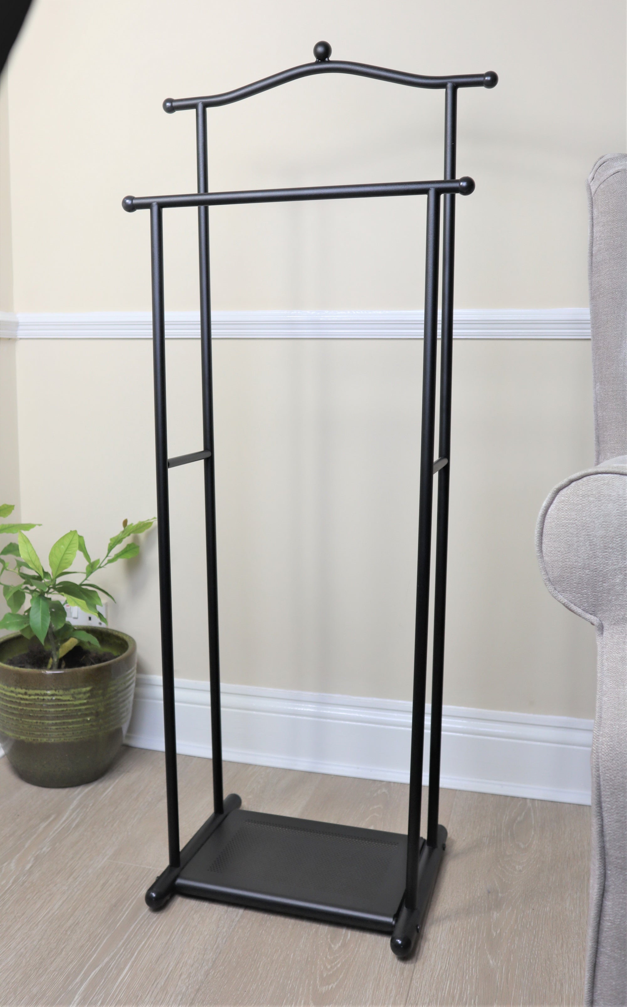Butler stand for clothes hotsell