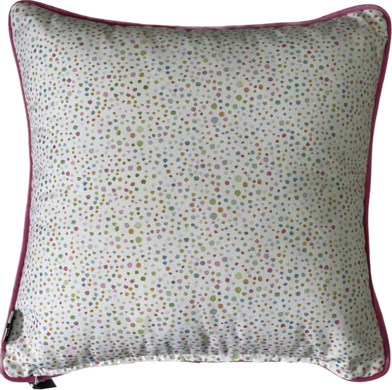 Elephant Parade Cushion/Pillow, White. 45x45cm (CSHN07)