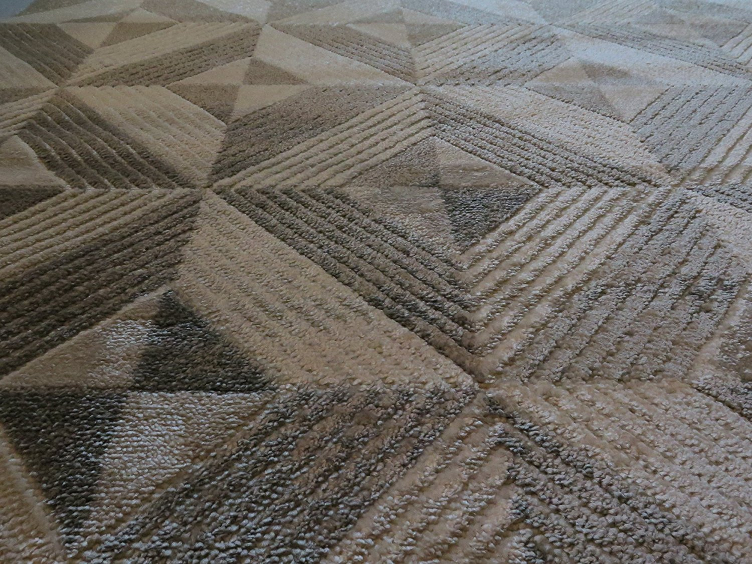 Reflection Geometric Patterned Soft Touch Rug-Large